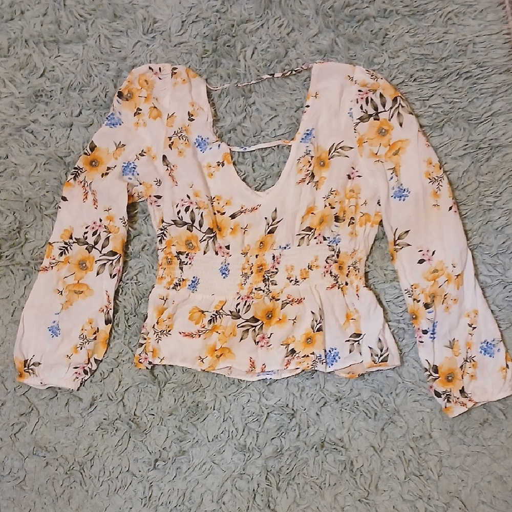 Chic Floral V-Neck Blouse with Long Sleeves - Picture 5 of 7